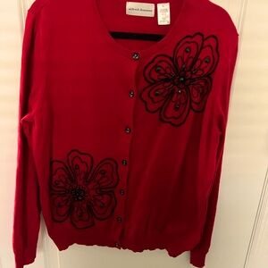 Woman’s Alfred Dunner Button Down Sweater. Red with Black Flower Sz XL